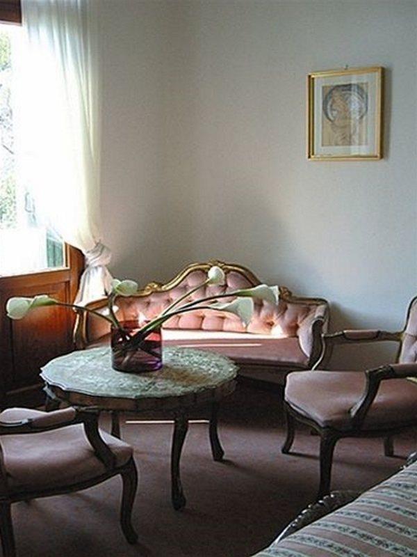 Hotel Byron Венеция Лидо Екстериор снимка